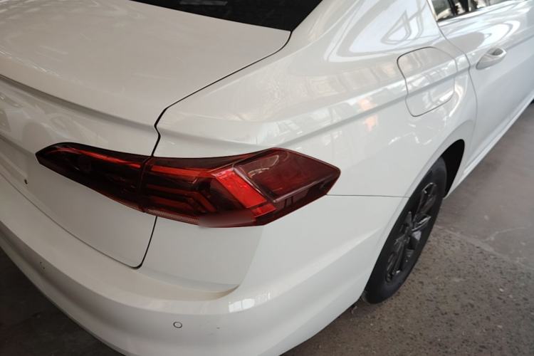 Used Volkswagen Bora 2019 Revised Version 1.5L Automatic Fashionable Style China VI Right Rear Taillight