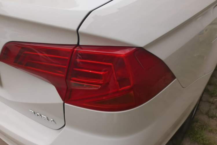 Used Volkswagen Bora 2019 Facelift Bora·Legend 1.5L Automatic Fashion Edition China VI Standard Right Rear Taillight