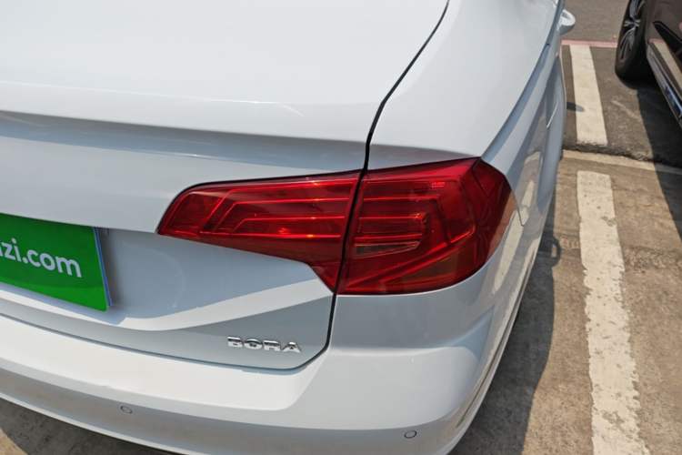 Used Volkswagen Bora 2019 Facelift Bora·Legend 1.5L Automatic Fashion Edition China VI Standard Right Rear Taillight