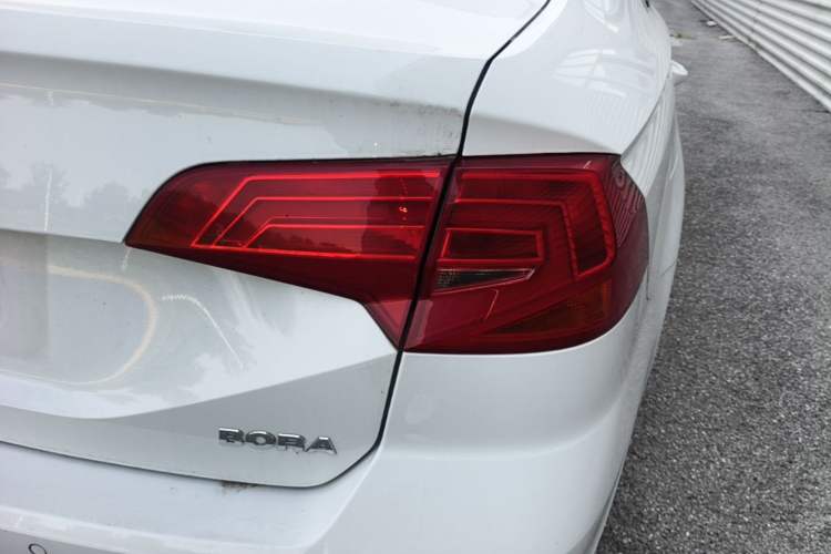 Used Volkswagen Bora 2019 Bora Legend 1.5L Automatic Leading Model China VI Standard Right Rear Taillight