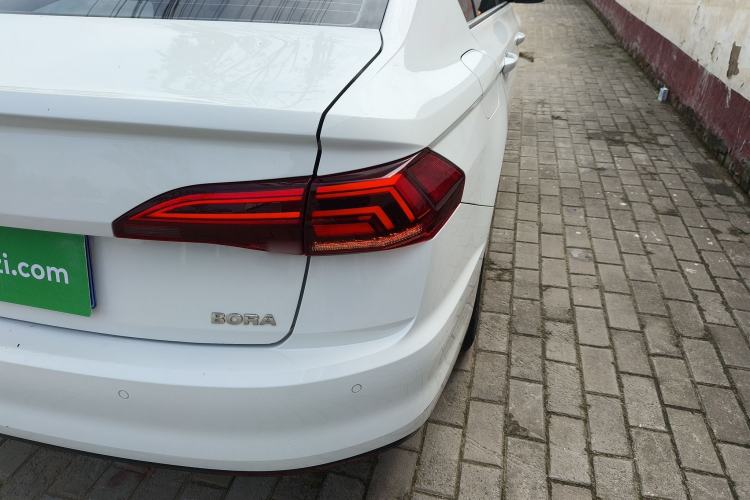 Used Volkswagen Bora 2019 1.5L Automatic Fashion Model Right Rear Taillight