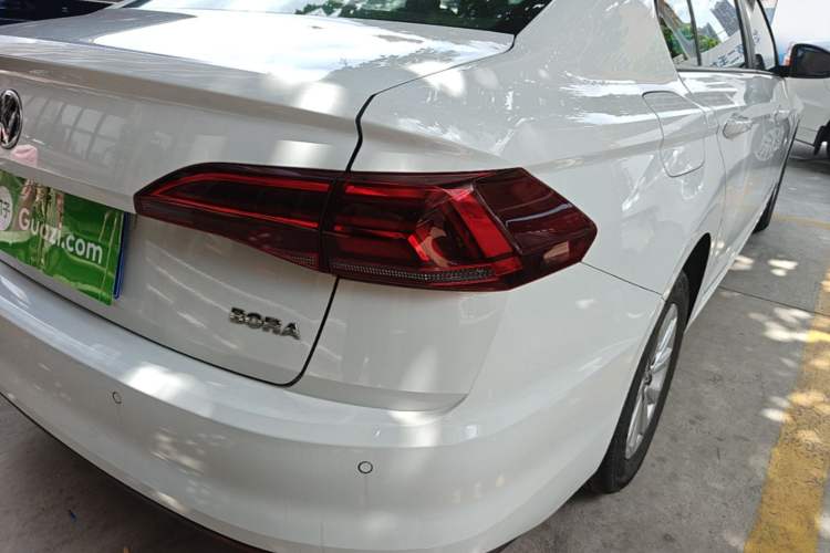 Used Volkswagen Bora 2019 Revised Version 1.5L Automatic Fashionable Style China VI Right Rear Taillight