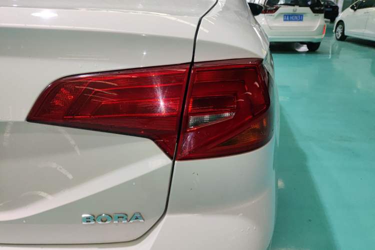 Used Volkswagen Bora 2019 Facelift Bora·Legend 1.5L Automatic Fashion Edition China VI Standard Right Rear Taillight