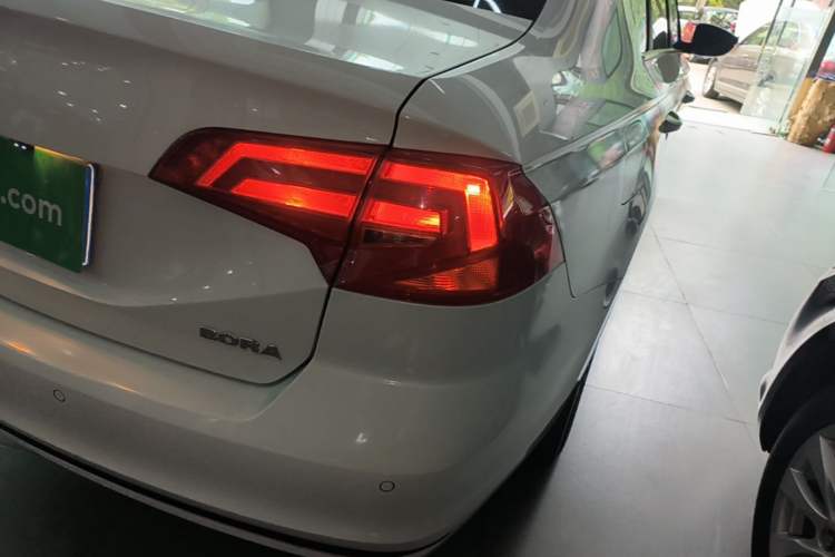 Used Volkswagen Bora 2019 Facelift Bora·Legend 1.5L Automatic Fashion Edition China VI Standard Right Rear Taillight