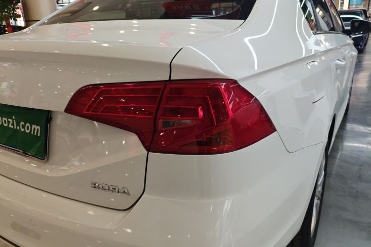 Used Volkswagen Bora 2019 Facelift Bora·Legend 1.5L Automatic Fashion Edition China VI Standard Right Rear Taillight