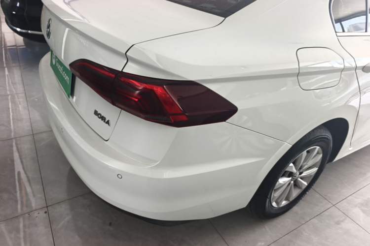 Used Volkswagen Bora 2019 Revised Version 1.5L Automatic Fashionable Style China VI Right Rear Taillight
