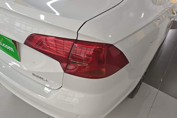 Used Volkswagen Bora 2019 Bora·Legend 1.5L Automatic Leading Model China V Emission Standard Right Rear Taillight