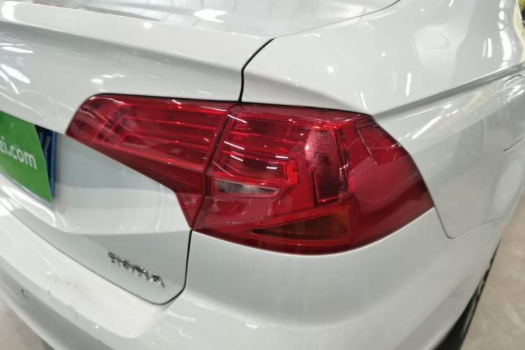 Used Volkswagen Bora 2019 Facelift Bora·Legend 1.5L Automatic Fashion Edition China VI Standard Right Rear Taillight