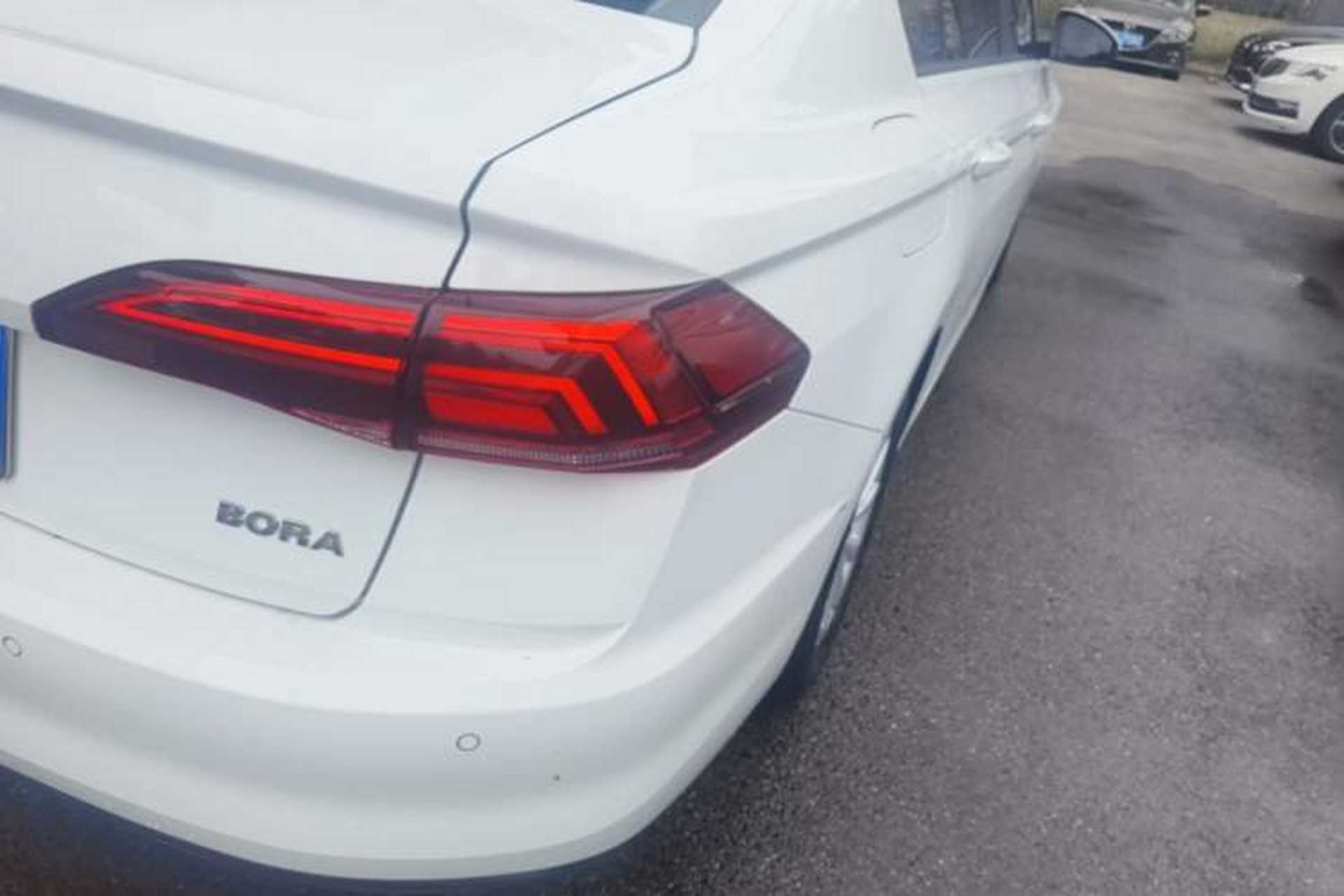 Used Volkswagen Bora 2019 Revised Version 1.5L Automatic Fashionable Style China VI Right Rear Taillight