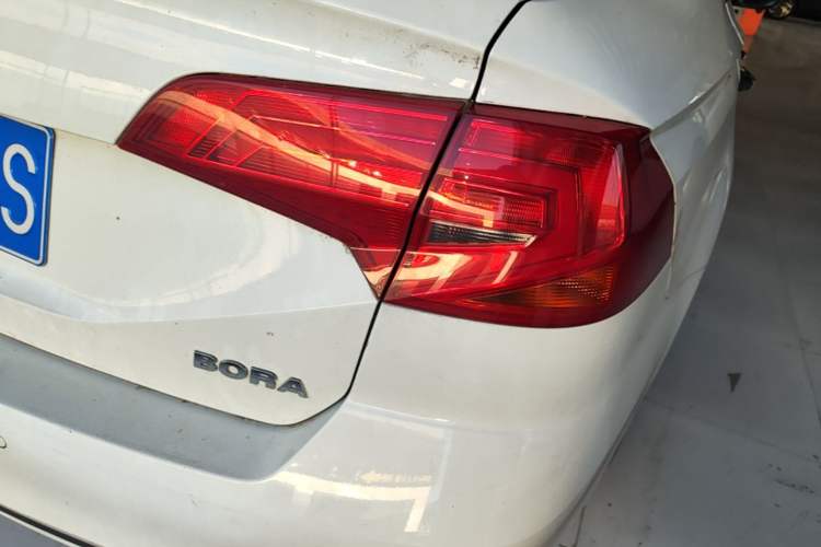Used Volkswagen Bora 2019 Facelift Bora·Legend 1.5L Automatic Fashion Edition China VI Standard Right Rear Taillight