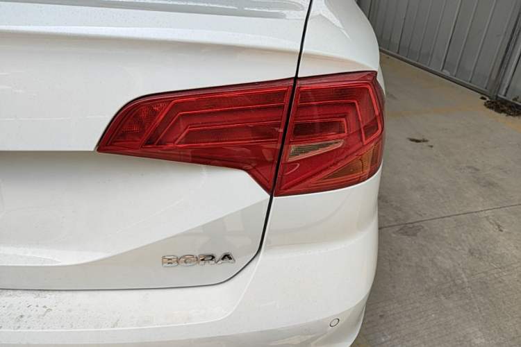 Used Volkswagen Bora 2019 Bora·Legend 1.5L Manual Leading Model China VI Standard Right Rear Taillight
