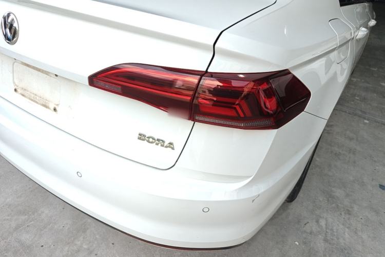 Used Volkswagen Bora 2019 Revised Version 1.5L Automatic Comfort Edition China VI Standard Right Rear Taillight