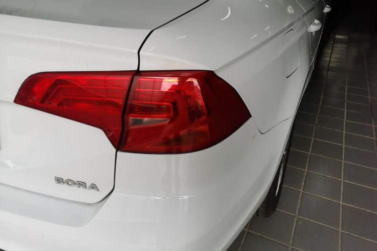 Used Volkswagen Bora 2019 Facelift Bora·Legend 1.5L Automatic Fashion Edition China VI Standard Right Rear Taillight