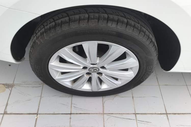 Used Volkswagen Bora 2019 Facelift Bora·Legend 1.5L Automatic Fashion Edition China VI Standard Right Rear Wheel Hub