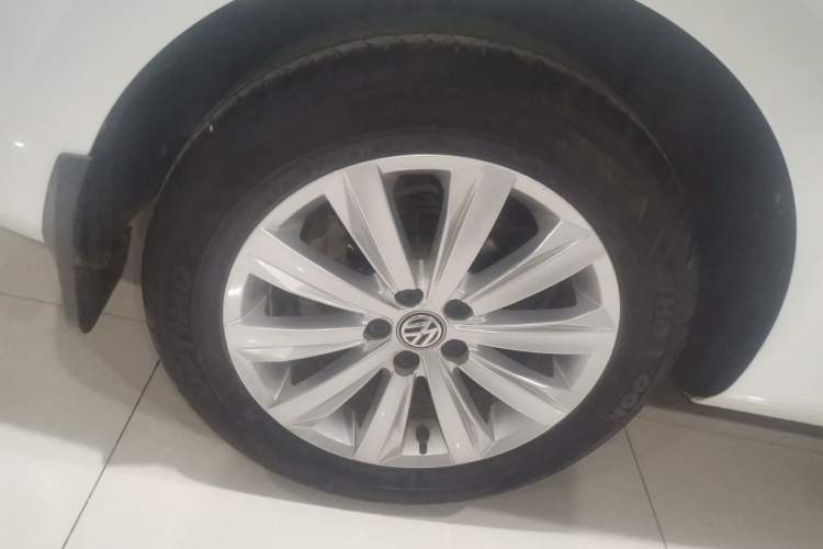 Used Volkswagen Bora 2019 Bora Legend 1.5L Manual Fashion Edition China VI Standard Right Rear Wheel Hub