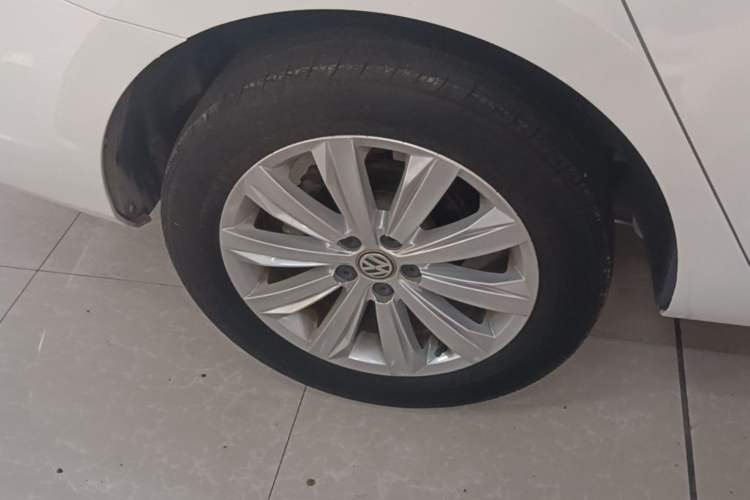 Used Volkswagen Bora 2019 Facelift Bora·Legend 1.5L Automatic Fashion Edition China VI Standard Right Rear Wheel Hub