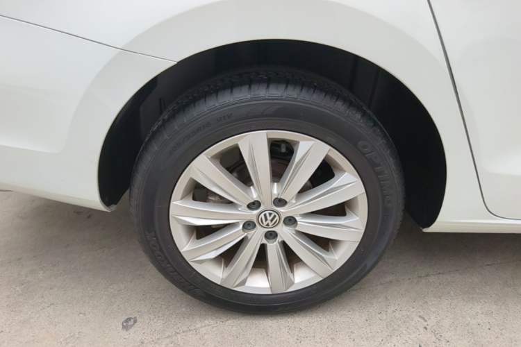 Used Volkswagen Bora 2019 Facelift Bora·Legend 1.5L Automatic Fashion Edition China VI Standard Right Rear Wheel Hub