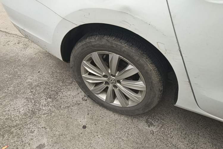 Used Volkswagen Bora 2019 Facelift Bora·Legend 1.5L Automatic Fashion Edition China VI Standard Right Rear Wheel Hub