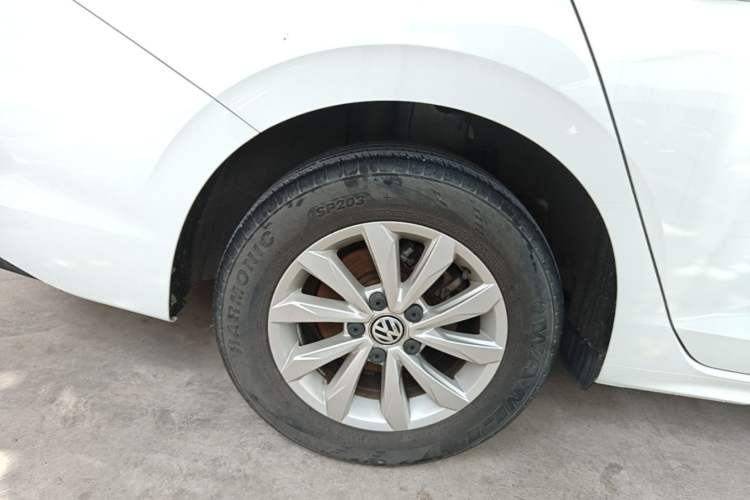 Used Volkswagen Bora 2019 Revised Version 1.5L Automatic Fashionable Style China VI Right Rear Wheel Hub