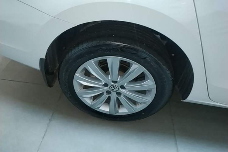 Used Volkswagen Bora 2019 Facelift Bora·Legend 1.5L Automatic Fashion Edition China VI Standard Right Rear Wheel Hub