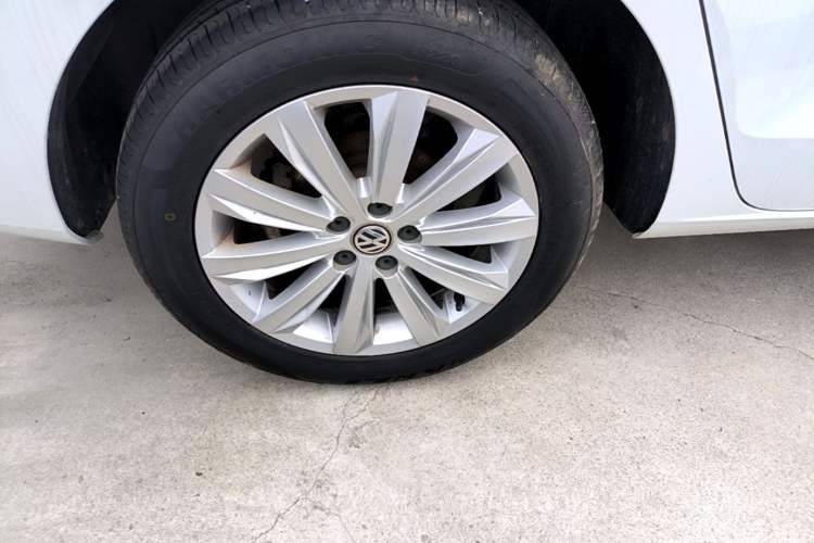 Used Volkswagen Bora 2019 Facelift Bora·Legend 1.5L Automatic Fashion Edition China VI Standard Right Rear Wheel Hub