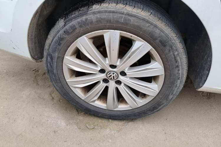 Used Volkswagen Bora 2019 Facelift Bora·Legend 1.5L Automatic Fashion Edition China VI Standard Right Rear Wheel Hub