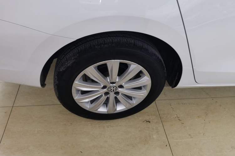 Used Volkswagen Bora 2019 Facelift Bora·Legend 1.5L Automatic Fashion Edition China VI Standard Right Rear Wheel Hub