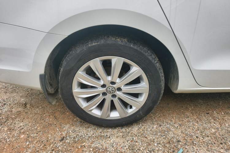 Used Volkswagen Bora 2019 Bora·Legend 1.5L Automatic Fashion Edition China VI Standard Right Rear Wheel Hub