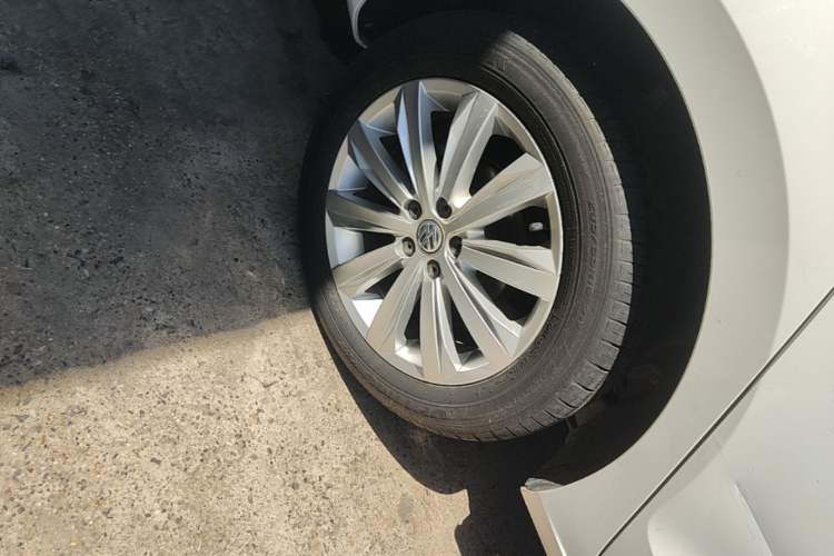 Used Volkswagen Bora 2019 Facelift Bora·Legend 1.5L Automatic Fashion Edition China VI Standard Right Rear Wheel Hub
