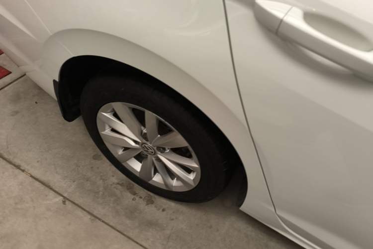 Used Volkswagen Bora 2019 Revised Version 1.5L Automatic Comfort Edition China V Standard Right Rear Wheel Hub