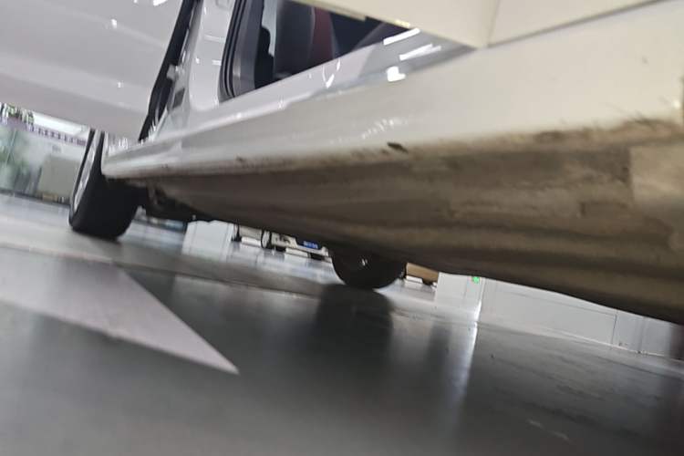 Used Volkswagen Bora 2019 280TSI DSG Elite Model Right Side Sill