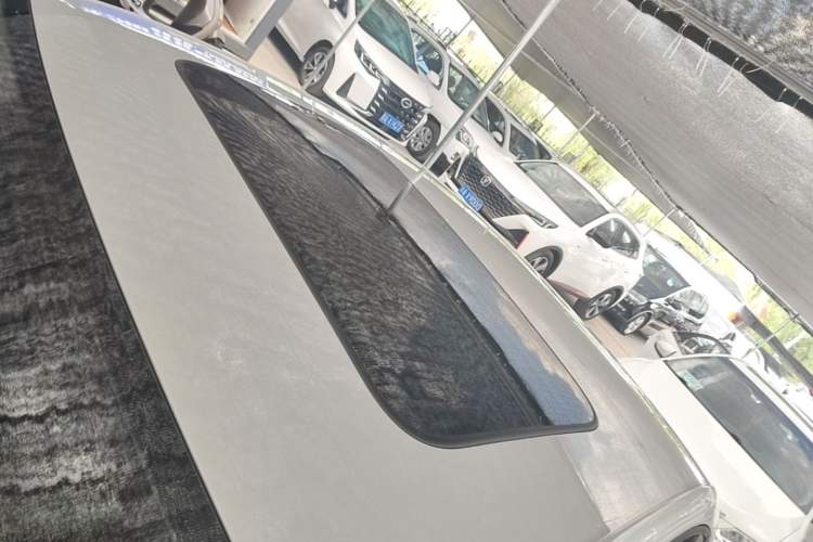 Used Volkswagen Bora 2019 1.5L Automatic Comfort Model Roof