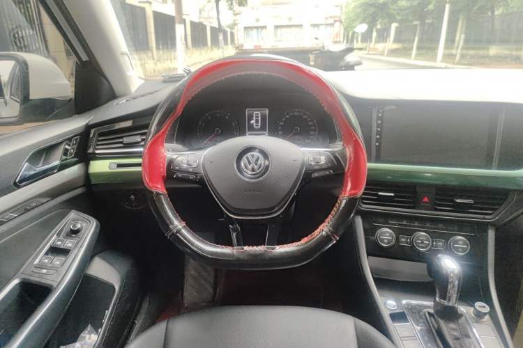 Used Volkswagen Bora 2019 Revised Version 1.5L Automatic Elite Edition China V Standard Steering Wheel