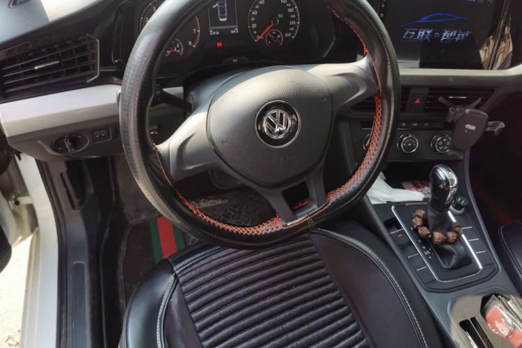 Used Volkswagen Bora 2019 Revised Version 1.5L Automatic Fashionable Style China VI Steering Wheel