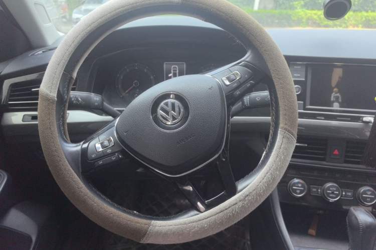 Used Volkswagen Bora 2019 Revised Version 1.5L Automatic Elite Edition China VI Standard Steering Wheel