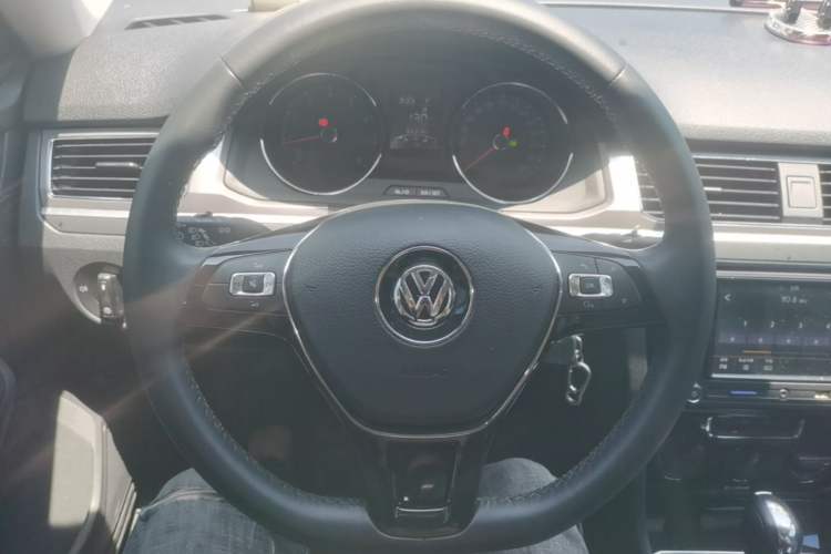 Used Volkswagen Bora 2019 Bora Legend 1.5L Automatic Leading Model China VI Standard Steering Wheel