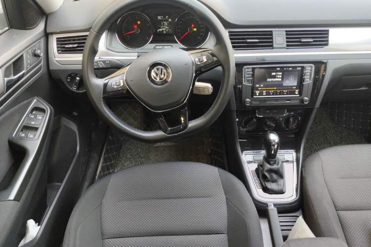 Used Volkswagen Bora 2019 Bora Legend 1.5L Automatic Leading Model China VI Standard Steering Wheel