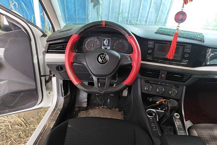 Used Volkswagen Bora 2019 1.5L Manual Fashion Edition Steering Wheel