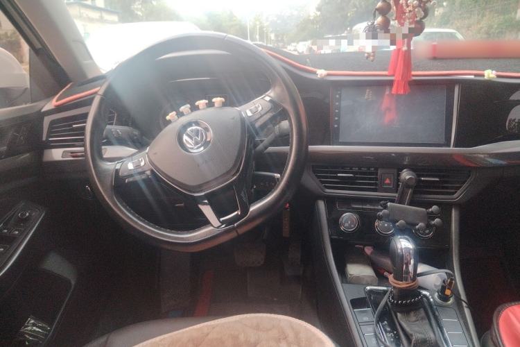 Used Volkswagen Bora 2019 1.5L Automatic Comfort Model Steering Wheel