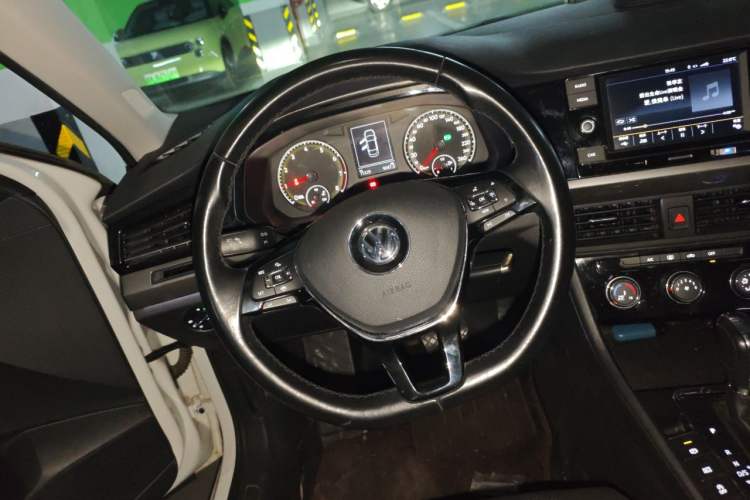 Used Volkswagen Bora 2019 Revised Version 1.5L Automatic Comfort Edition China VI Standard Steering Wheel