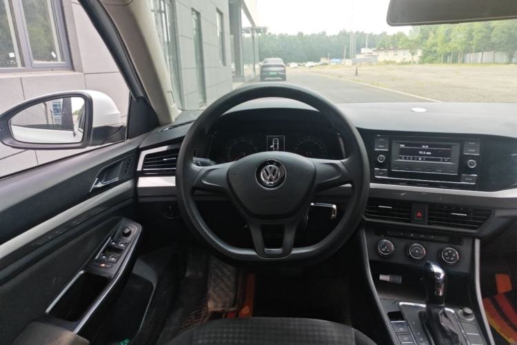 Used Volkswagen Bora 2019 1.5L Automatic Fashion Model Steering Wheel