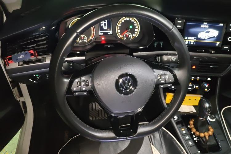 Used Volkswagen Bora 2019 Revised Version 1.5L Automatic Elite Edition China VI Standard Steering Wheel