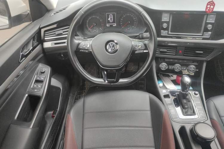 Used Volkswagen Bora 2019 Revised Version 1.5L Automatic Elite Edition China V Standard Steering Wheel