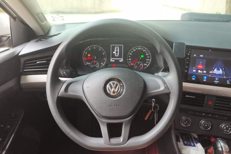 Used Volkswagen Bora 2019 Revised Version 1.5L Automatic Fashionable Style China VI Steering Wheel