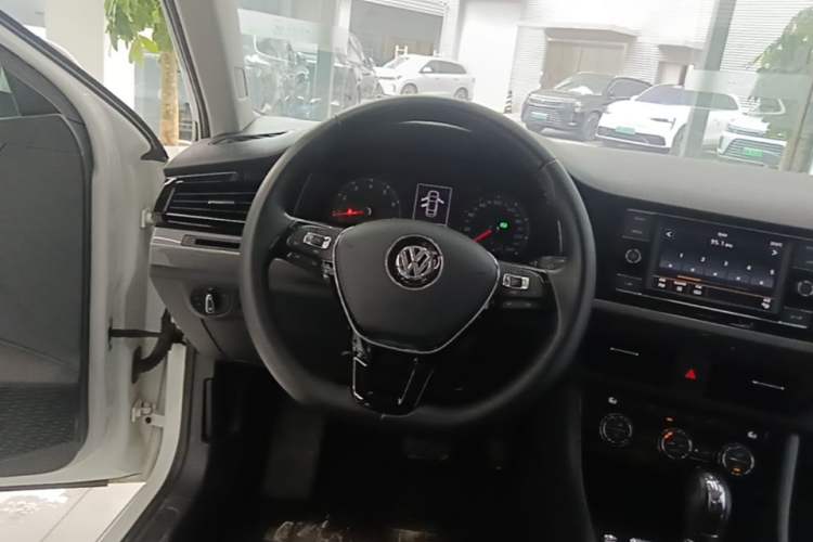 Used Volkswagen Bora 2019 Revised Version 1.5L Automatic Elite Edition China V Standard Steering Wheel