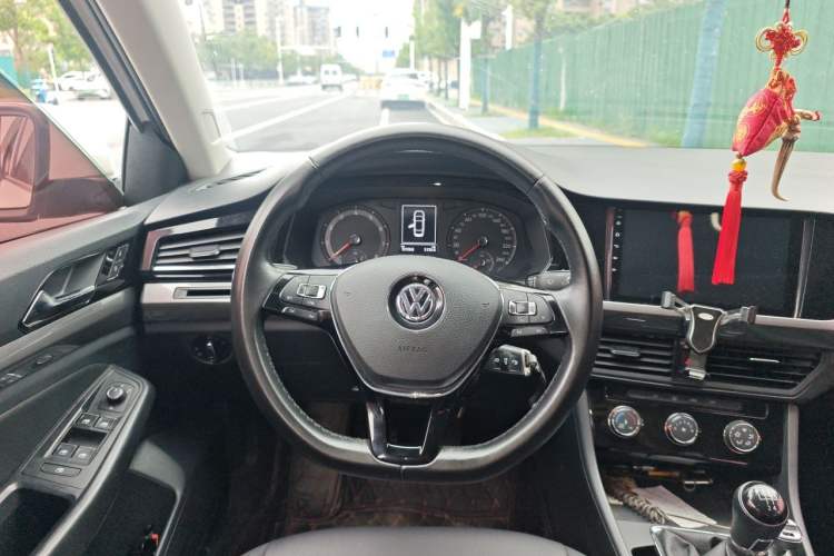 Used Volkswagen Bora 2019 1.5L Manual Comfort Version Steering Wheel