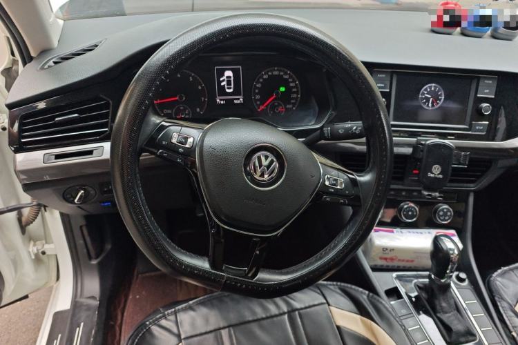 Used Volkswagen Bora 2019 Revised Version 1.5L Automatic Comfort Edition China V Standard Steering Wheel