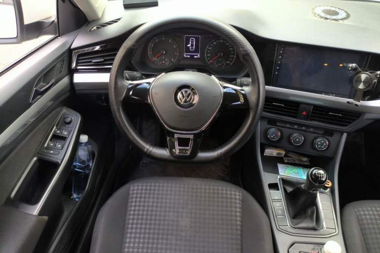 Used Volkswagen Bora 2019 1.5L Manual Fashion Edition Steering Wheel
