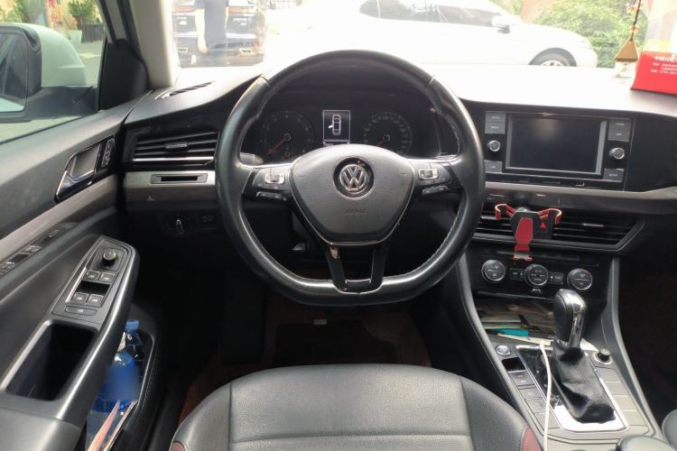 Used Volkswagen Bora 2019 Revised Version 1.5L Automatic Elite Edition China VI Standard Steering Wheel
