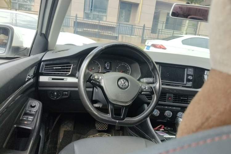 Used Volkswagen Bora 2019 Revised Version 1.5L Automatic Comfort Edition China V Standard Steering Wheel